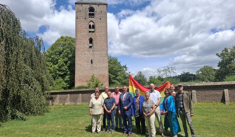 Groepsfoto bij Toren Oud Leusden