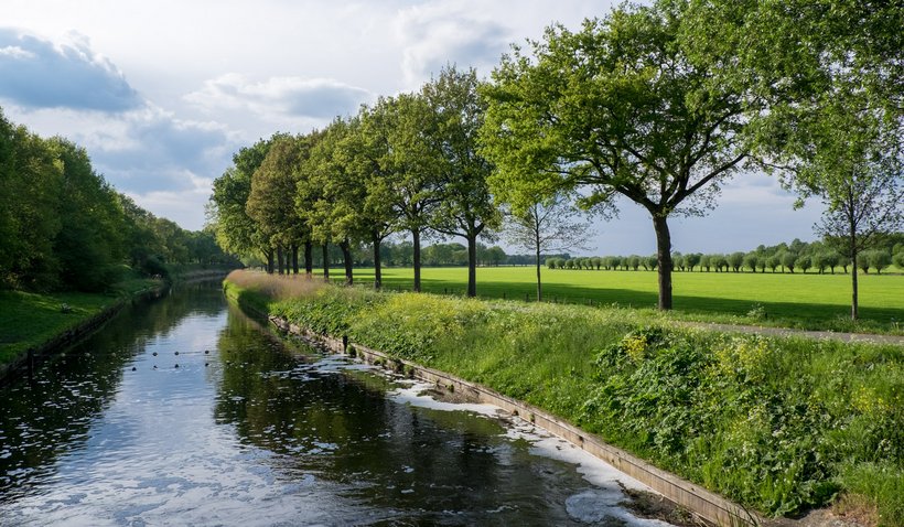 Valleikanaal in de lente