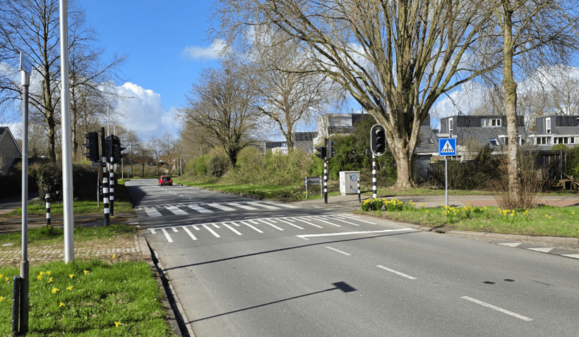 Verkeerslicht Middenweg - Toermalijn