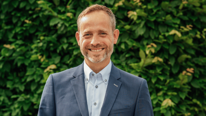 Op de foto: Bas van Os